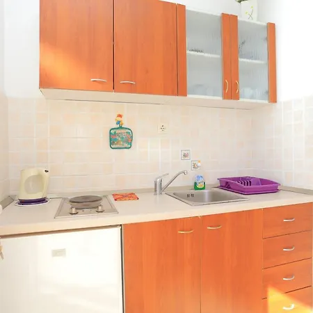By The Sea Mimice, Omis - 18149 Apartment Mimice