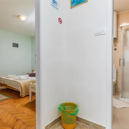 Appartement By The Sea Mimice, Omis - 18149 Mimice