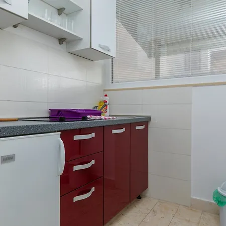 Appartement By The Sea Mimice, Omis - 18149 Mimice